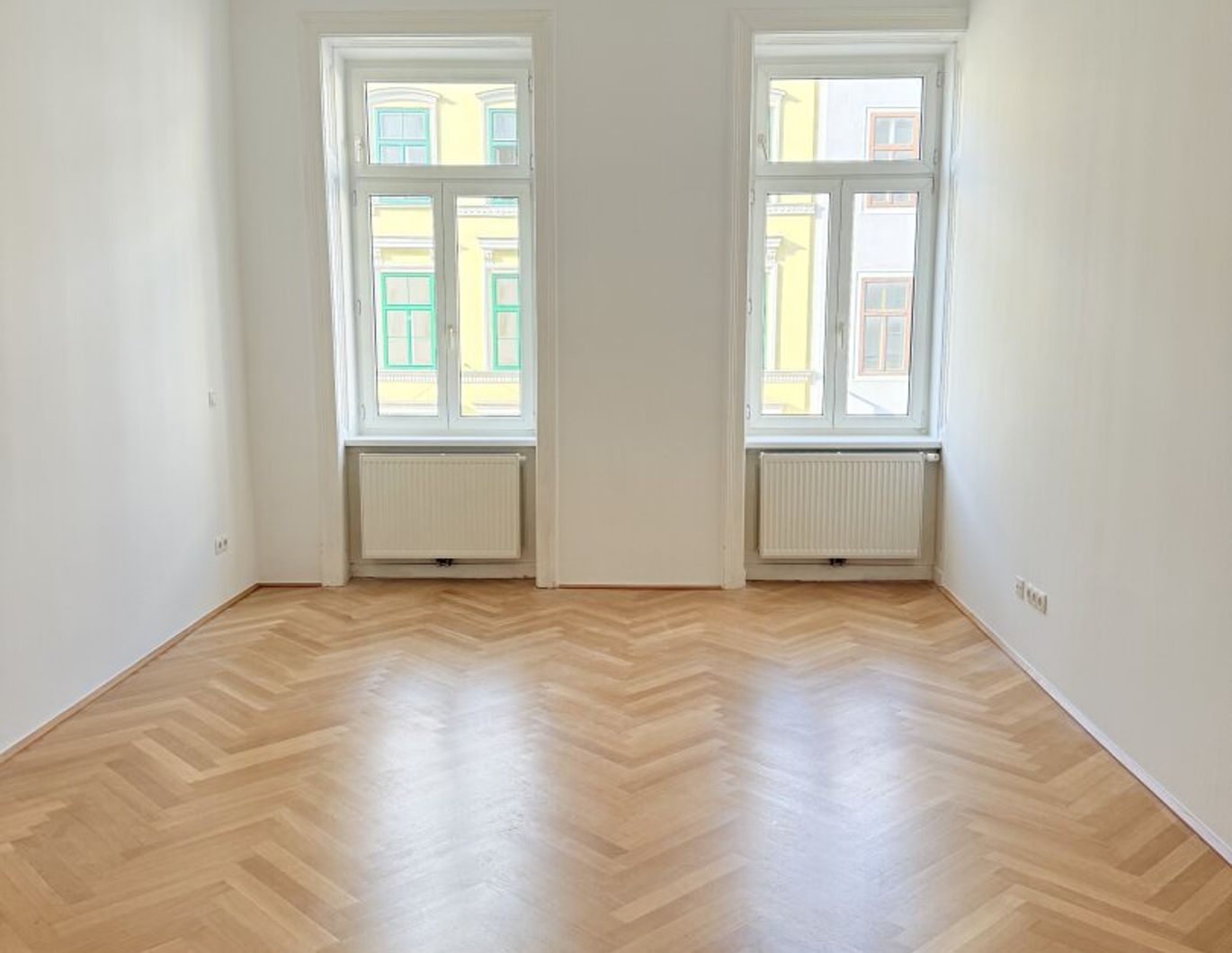 Super helle 2,5-Zimmer-Wohnung beim Siebenbrunnenplatz