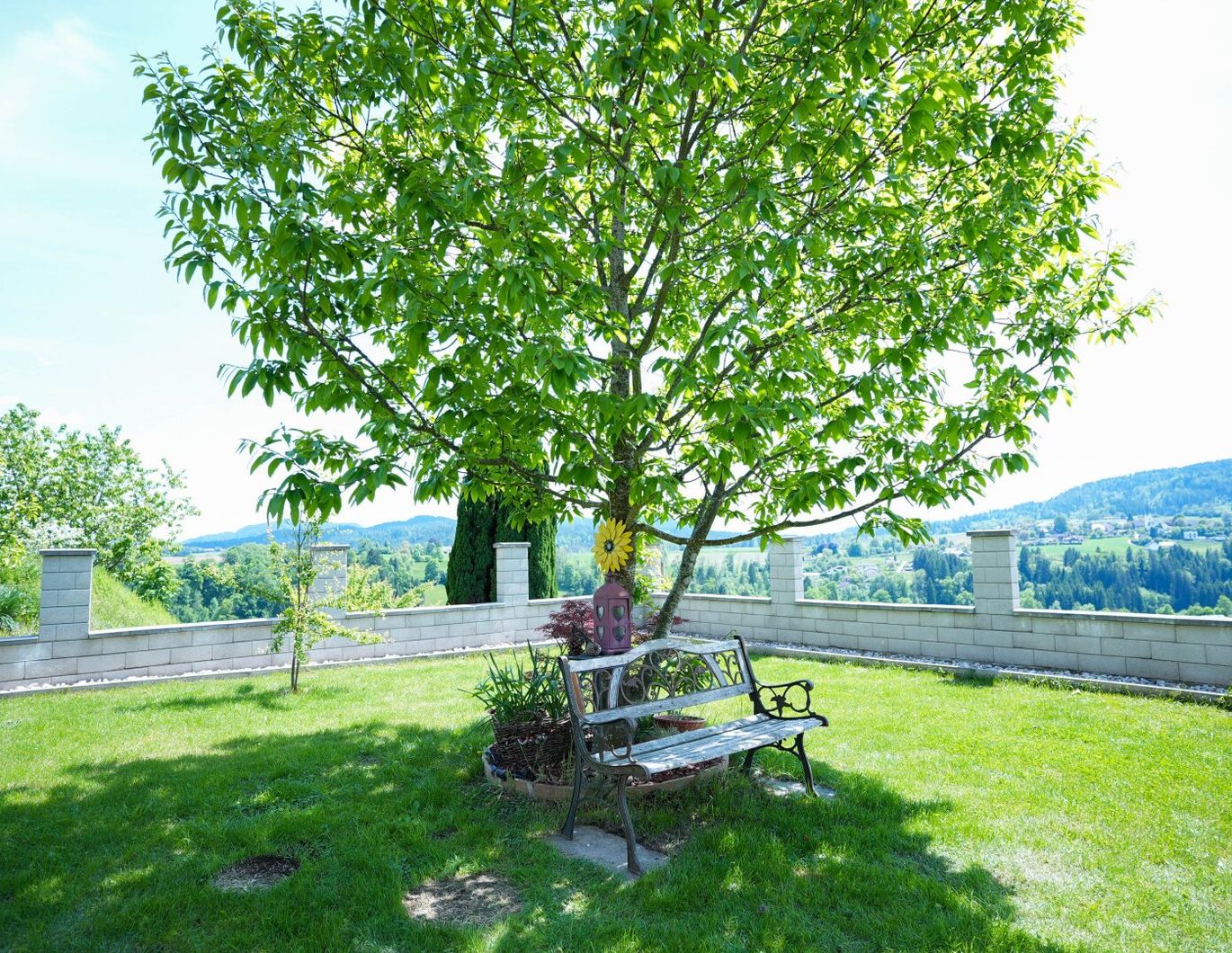 Familientraum mit Panoramablick - Ein- bis Zweifamilienhaus in St. Urban