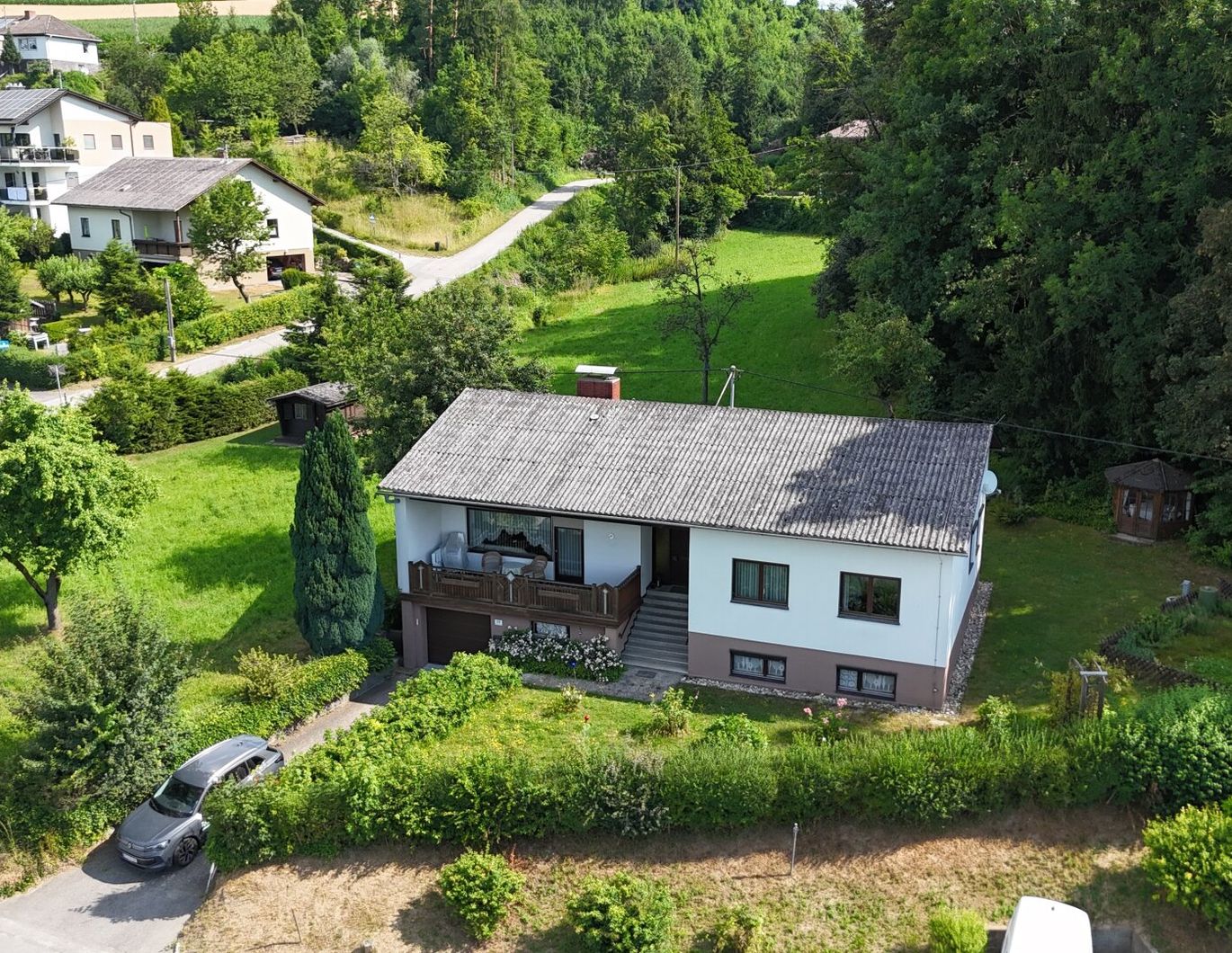 Sehr gepflegtes Haus | großer Grund | viel Potential | Feldkirchen/Donau