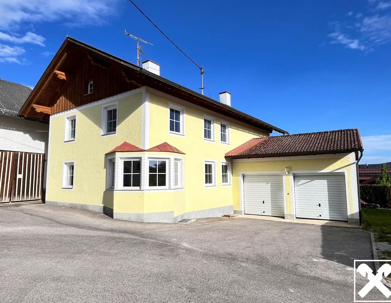 Ehemaliges Sacherl im Herzen der Gemeinde