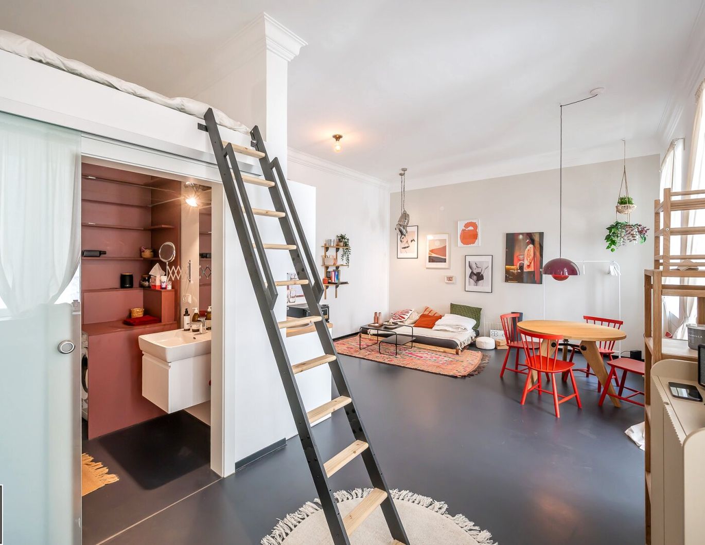 Lerchenfelderstraße 58: Stilvolle Stadtwohnung mit Balkon in bester Lage