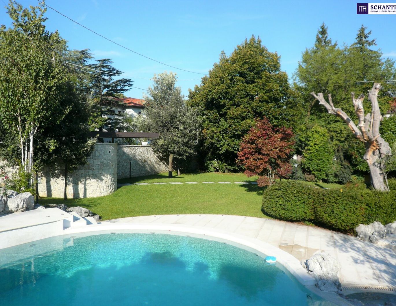 LUXUSVILLA in Italien - Opicina - Region Friaul - Provinz Triest - mit WNF von ca.400m² - Eigengarten 1.500m² - Pool und Wellnessbereich!