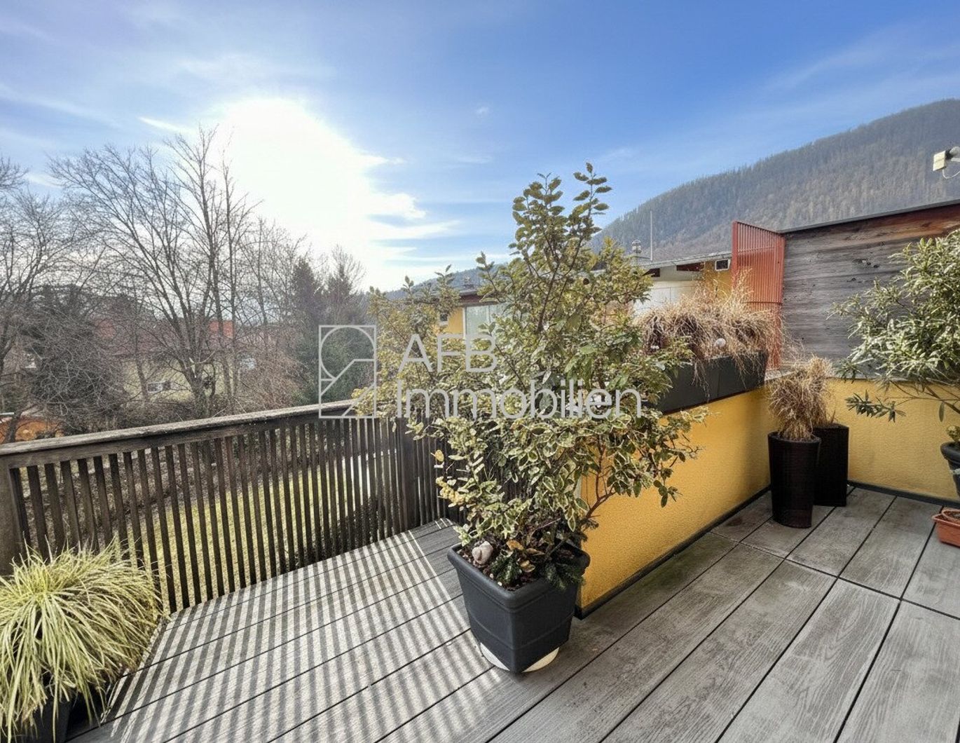 Neuwertige Maisonette in Graz-Gösting: 3 Zimmer, Balkon & 2 Terrassen und Freiparkplatz!