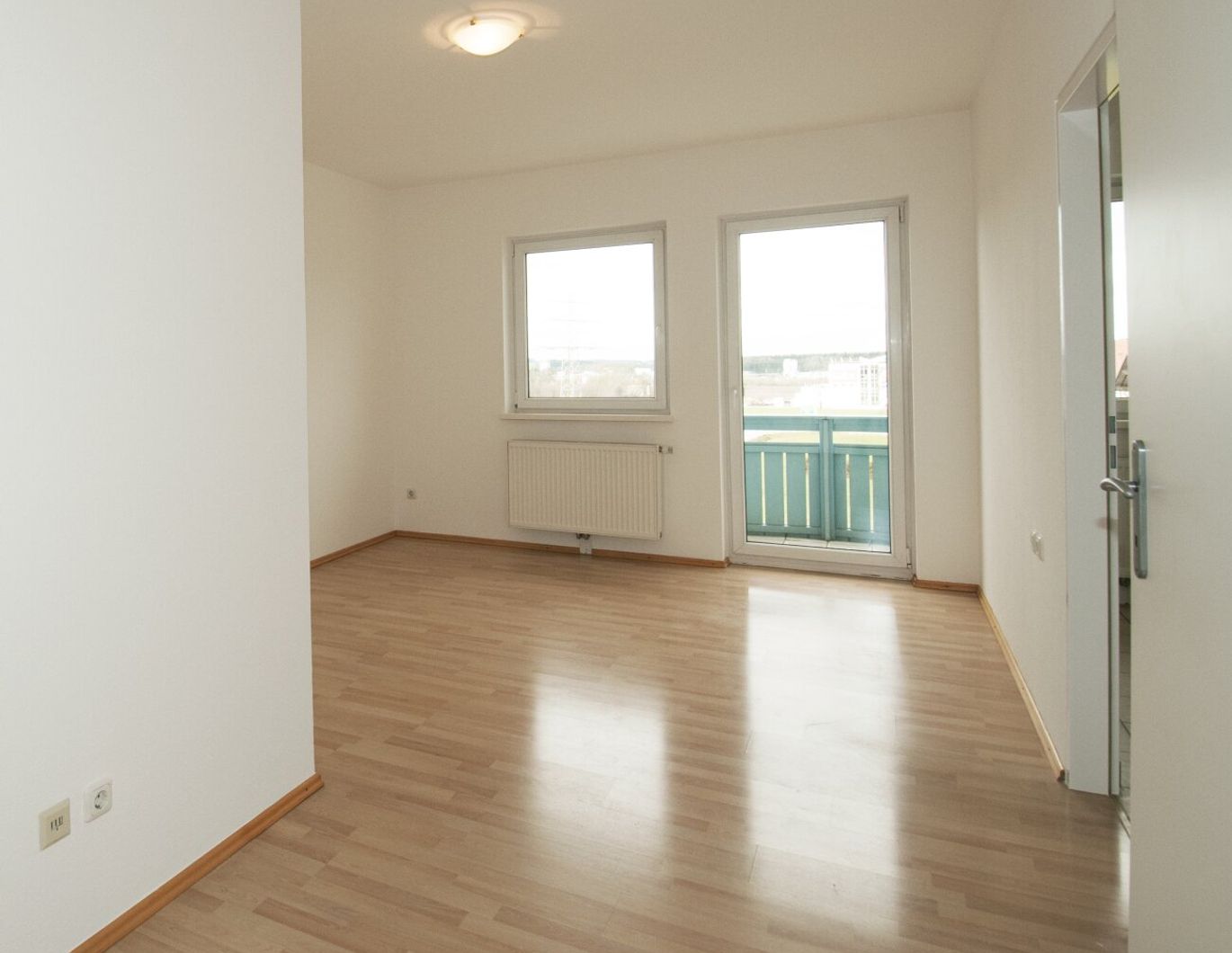 Mietwohnung (228) 3.OG 64 m² mit Küche und Balkon