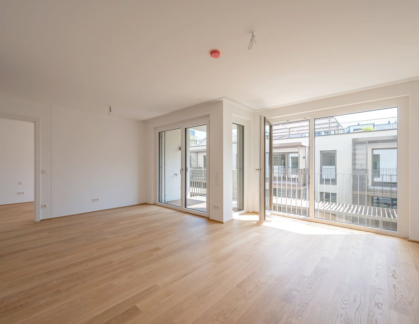 EDUART-Die Kunst des Wohnens: Hochwertiger 2-Zimmer ZWEITBEZUG mit ca. 6m² Balkon/Loggia! (6/7) - AB NOVEMBER!