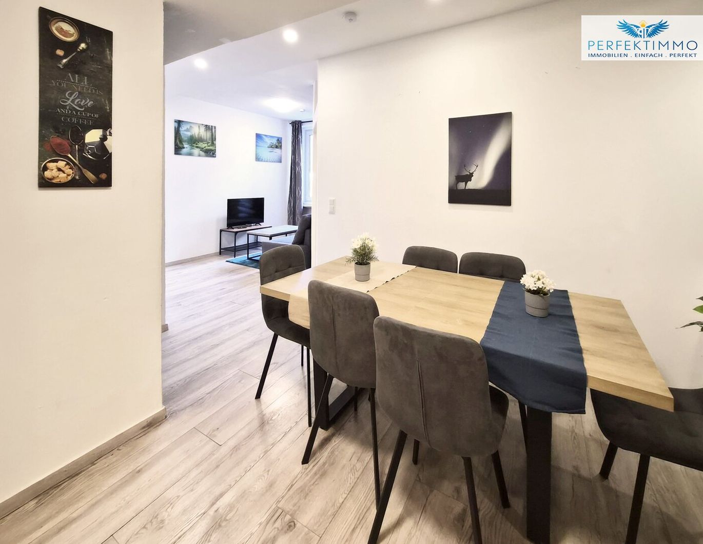 Kürzlich sanierte 2-Zimmer-Wohnung in Zentrumslage