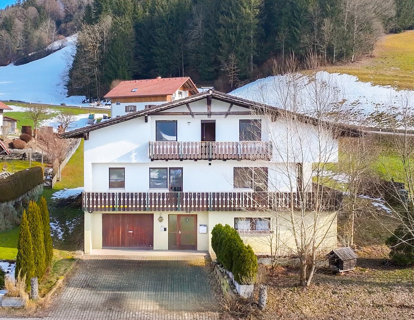 Thal | Großzügiges Wohnhaus mit vielseitigem Nutzungspotenzial