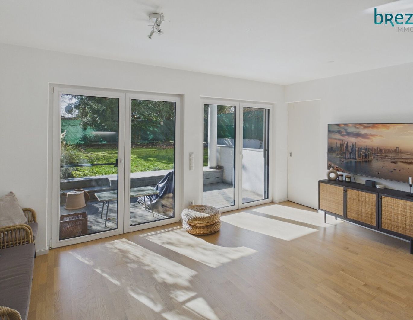 Moderne Familien Gartenwohnung mit 2 Bädern und KFZ-Stellplatz