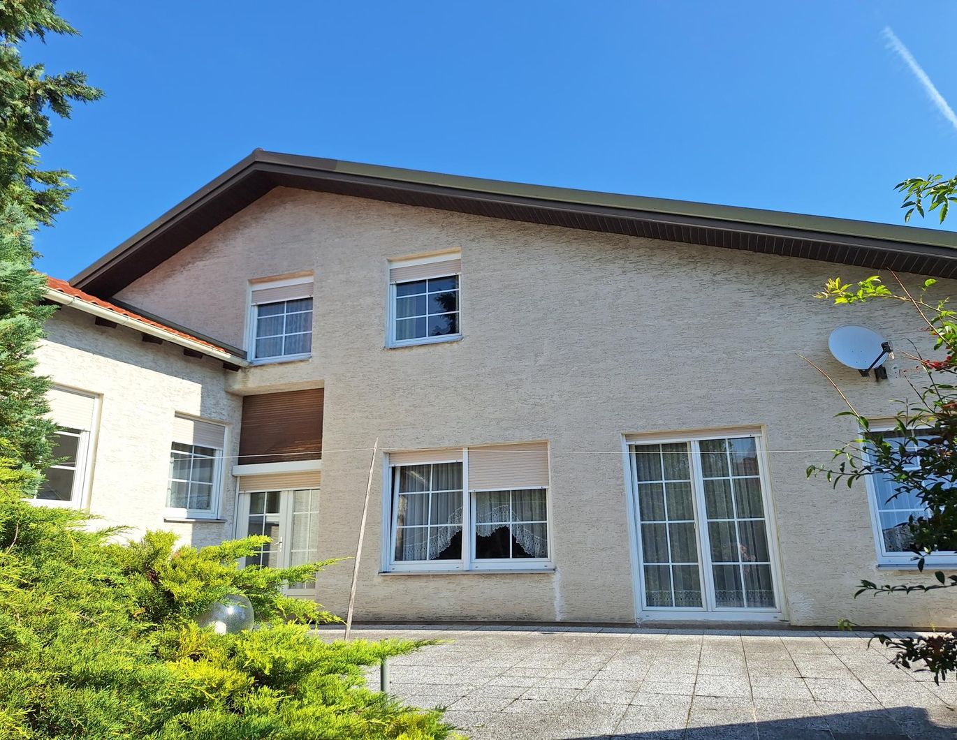 Einfamilienhaus mit grossem Grund