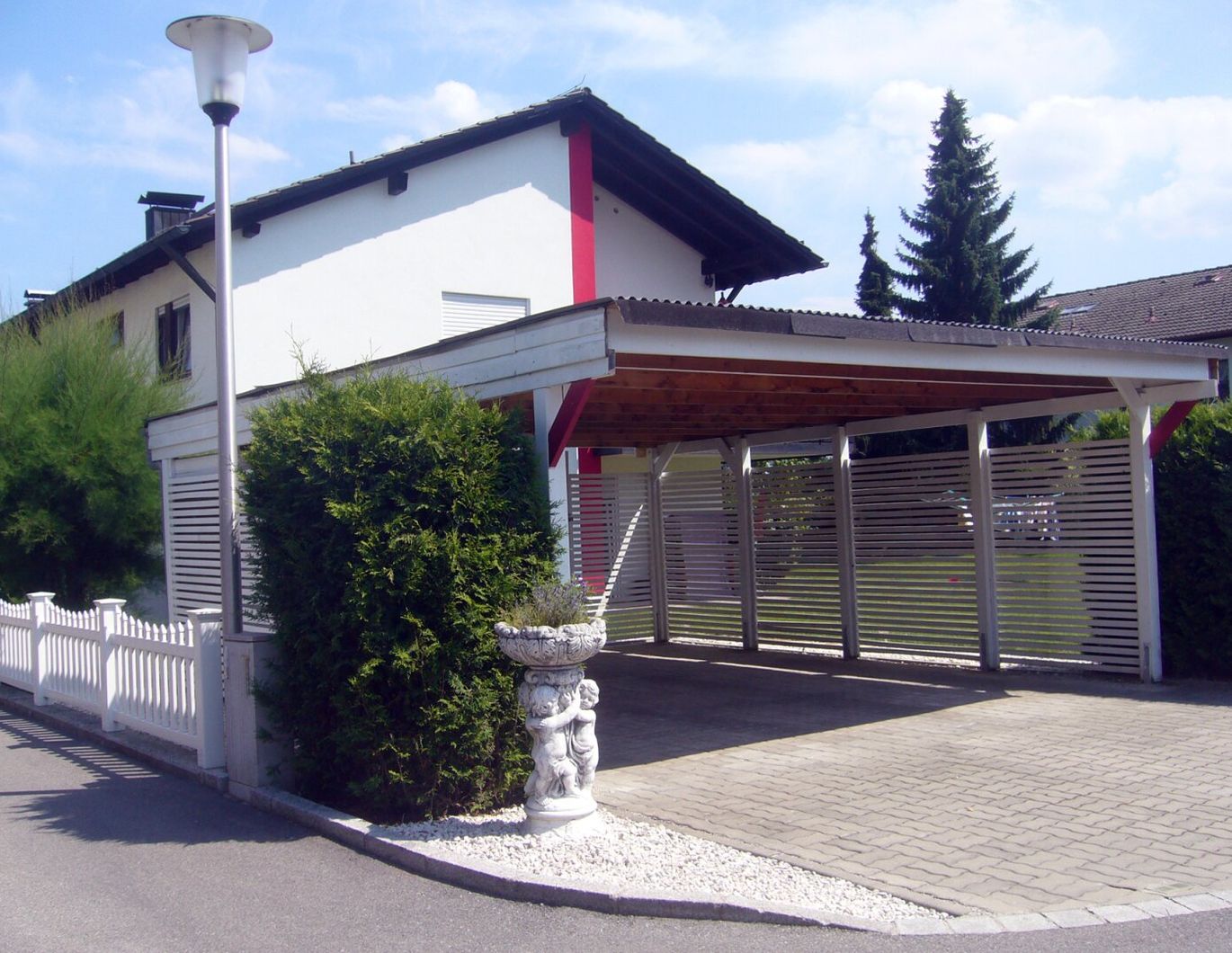 Mehrfamilienhaus im grenznahen Ainring