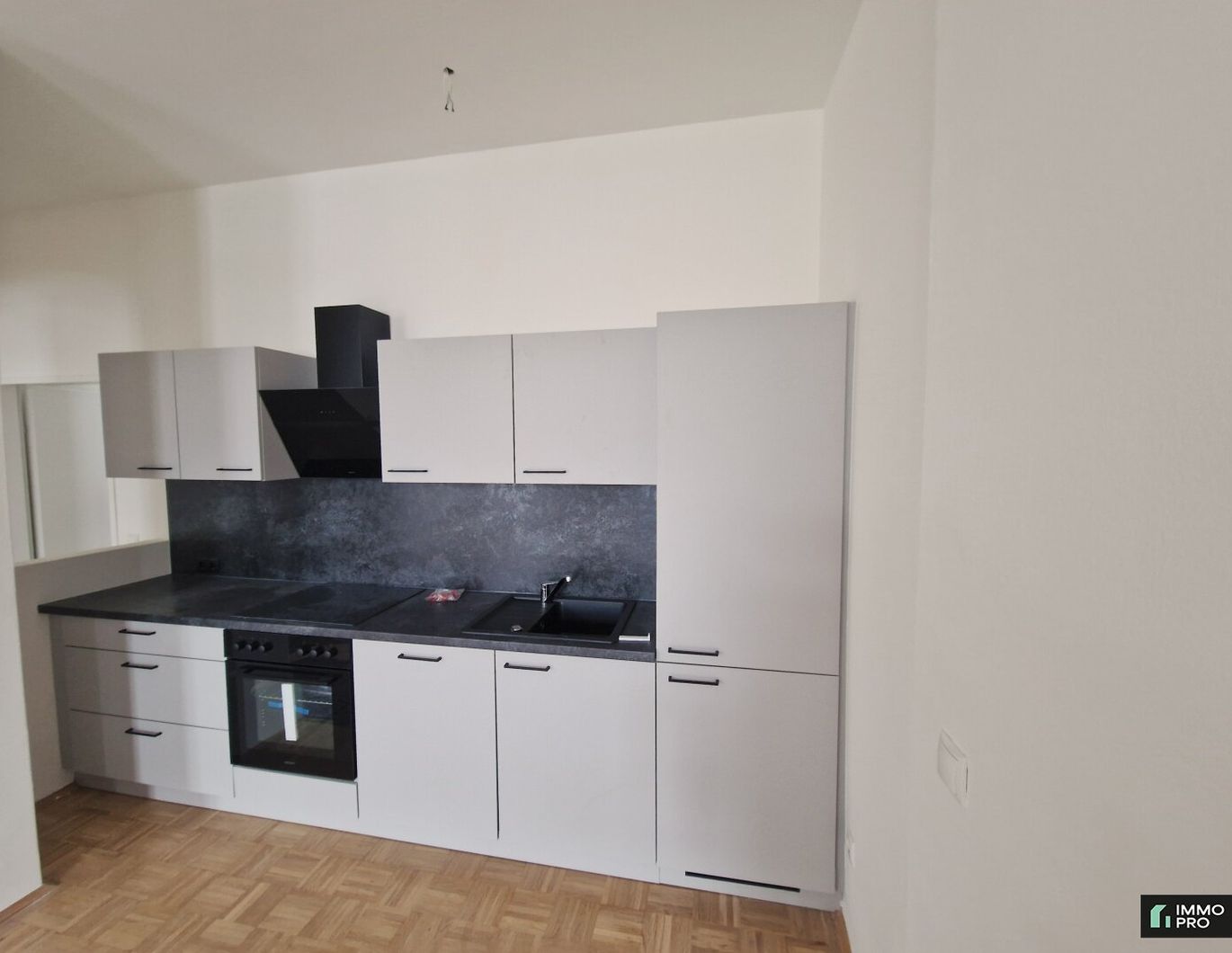 Schöne, generalsanierte 3-Zimmer-Wohnung mit inkl. Parkplatz - in Wildon! Die Sanierungsarbeiten sind noch nicht abgeschlossen!