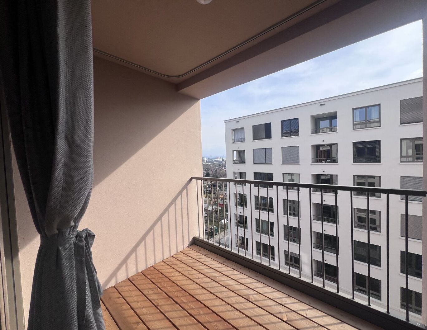 Top ausgestattete 3-Zimmer-Wohnung mit Fußbodenheizung & Balkon!