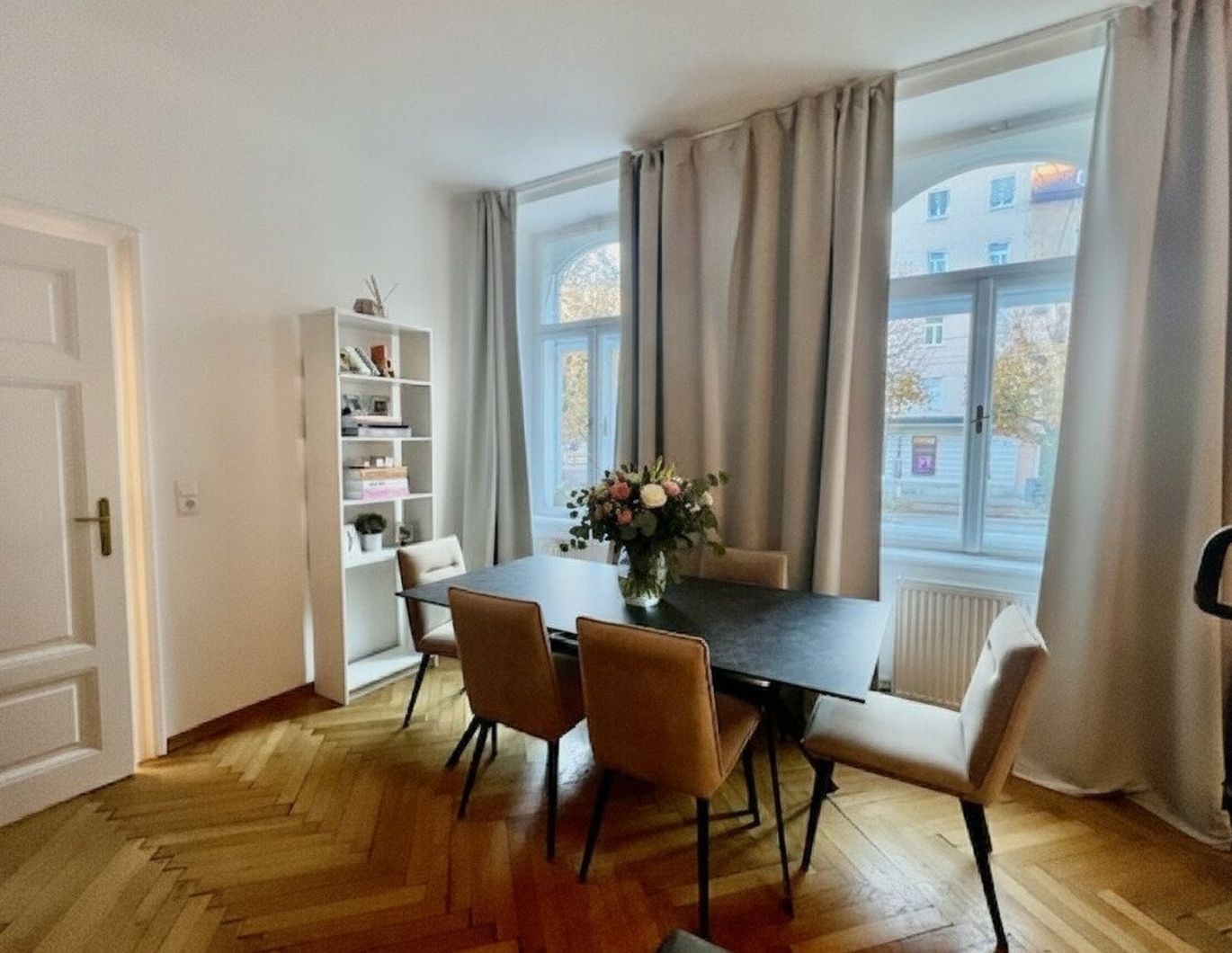 Einziehen und loswohnen! Möblierte 3-Zimmer-Wohnung im angesagten Andräviertel