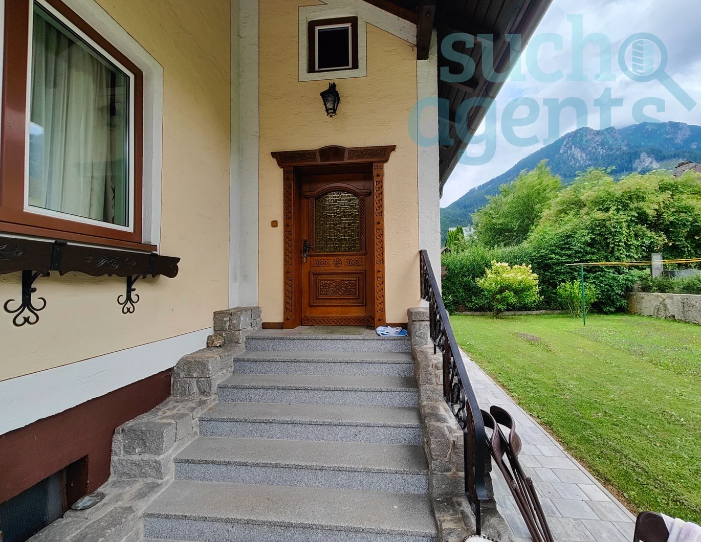 NEUER PREIS! Ein-Zweifamilienhaus mit traumhaften Ausblick und Altbaucharme