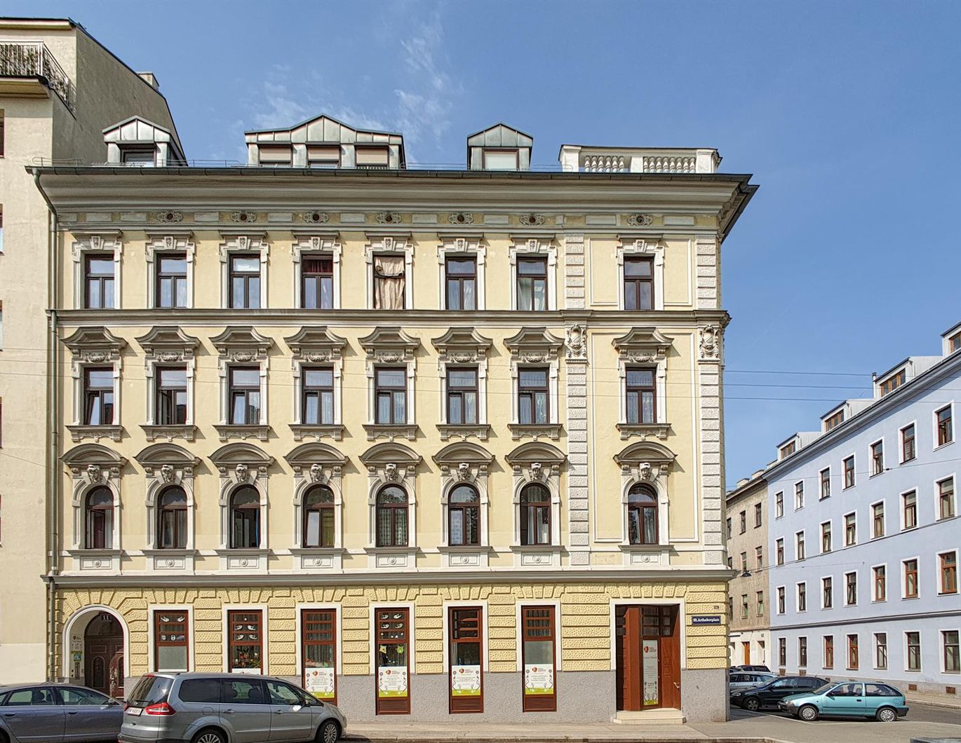 Bastlerwohnung mit Terrasse am Arthaberplatz