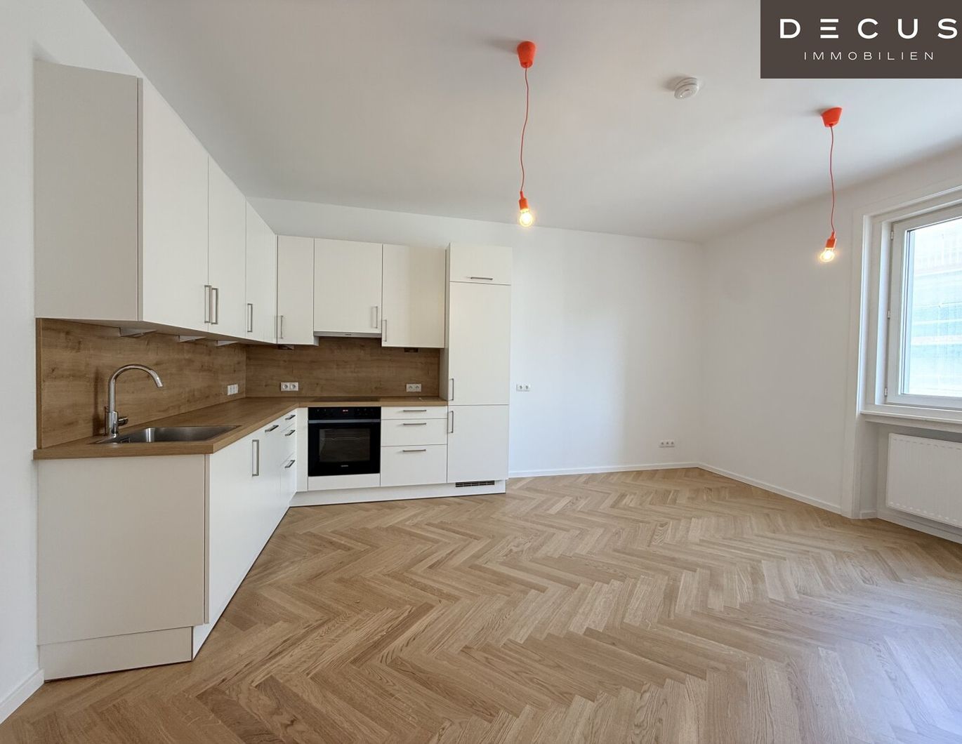 | 6. STOCK | SCHWEDENPLATZ | 4 ZIMMER | AB SOFORT VERFÜGBAR | GENERALSANIERUNG