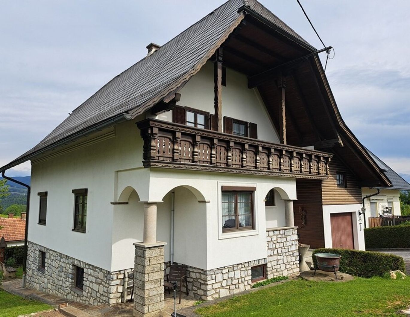 Charmantes Wohnhaus in sehr sonniger Lage