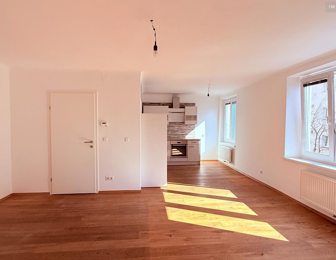 Den Sonnenstrahlen entgegen in der Aliogasse!