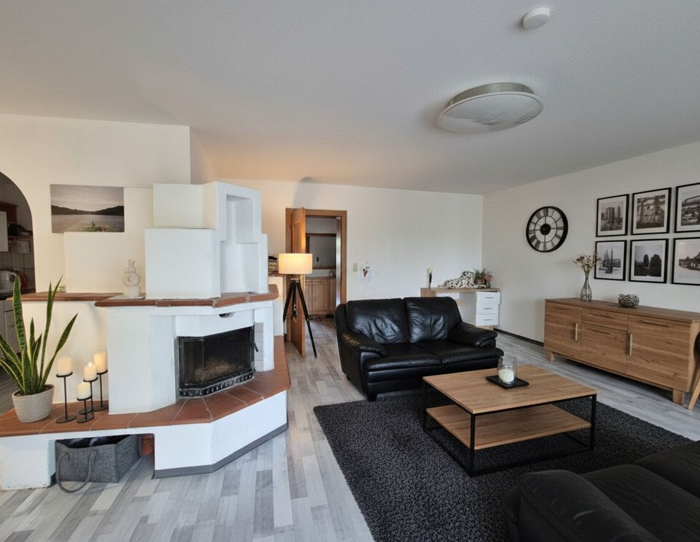 Preisreduziert ! Zentrumsnahe leistbare 4 Zimmerwohnung mit Balkon und Tiefgarage
