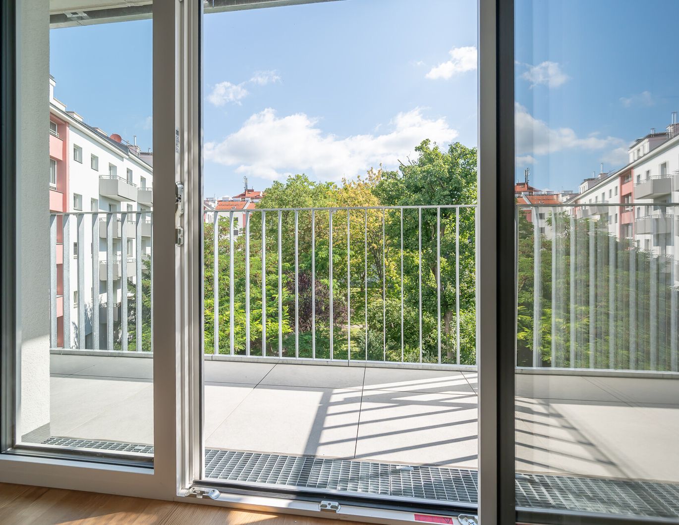 Erstbezug. Zwei-Zimmer-Wohnung mit Balkon - sofort verfügbar - zu mieten in 1170 Wien