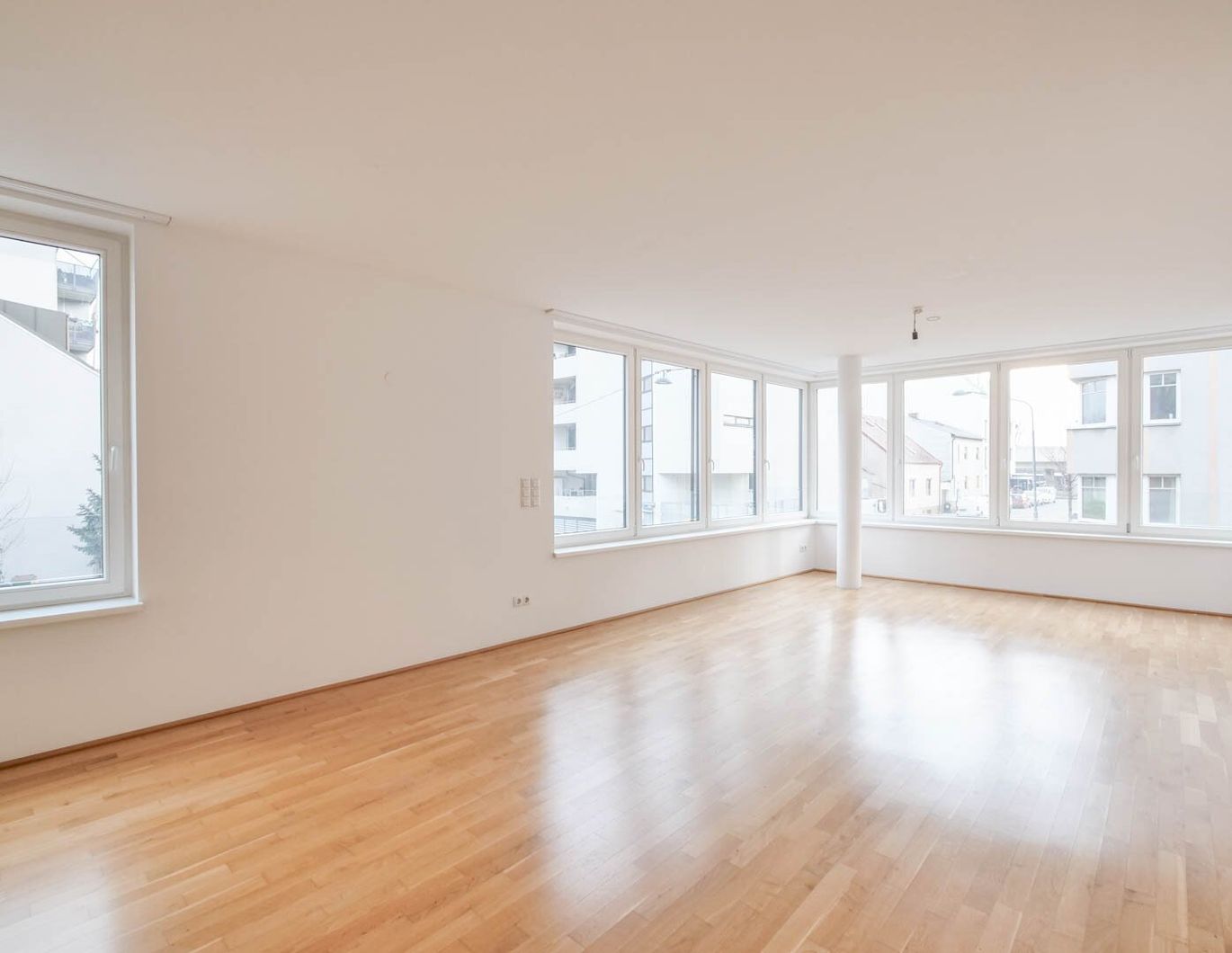 3 Zimmer Wohnung gleich bei der U2 Stadlau - mit Panoramafenster