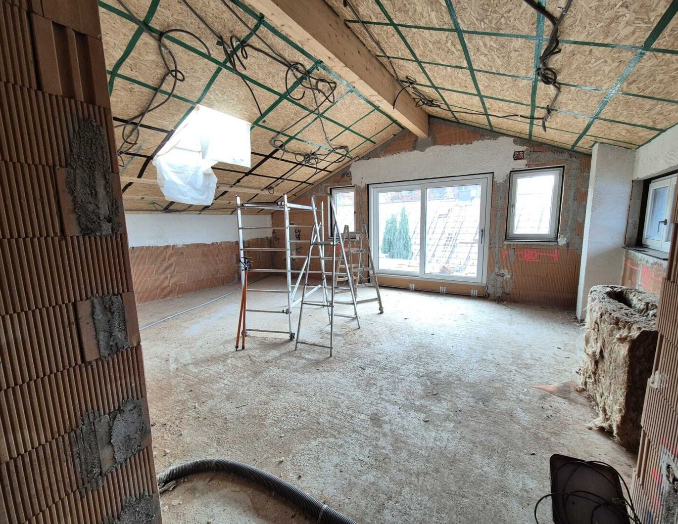 Große 4-Zimmer DG-Wohnung mit Terrasse in Mattsee