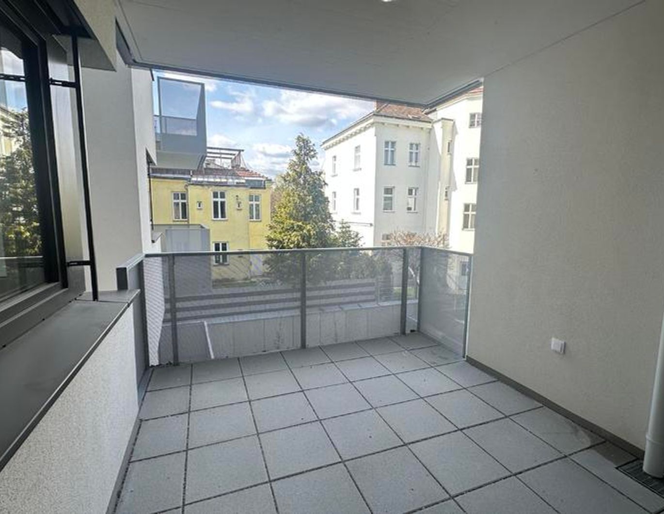 WOHNEN NÄHE U4 HÜTTELDORF