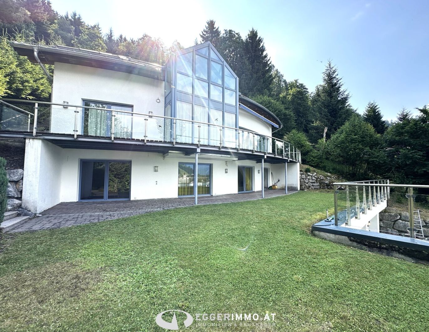 5700 Zell am See; SEEBLICK !! einzigartiges Einfamilienhaus, ca.445 Wohnfläche, 10 Zimmer, Terrasse, Schwimmbad, Sauna, Lift im Haus, 2 Garagen,