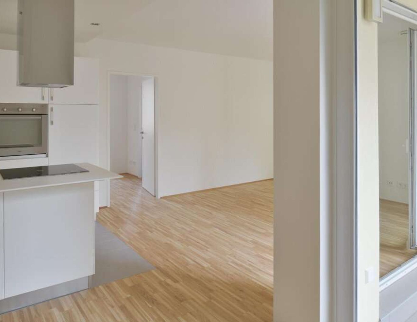 2-Zimmer-Wohnung mit Loggia bei U3-Kendlerstraße