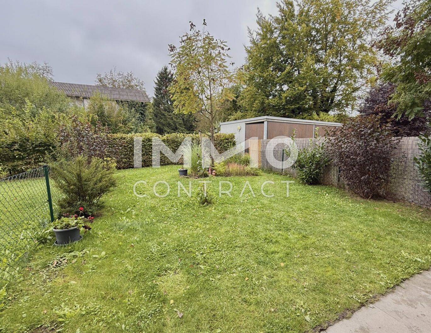 Ideale 2-Zimmer Gartenwohnung mit Tiefgarage und Parkplatz