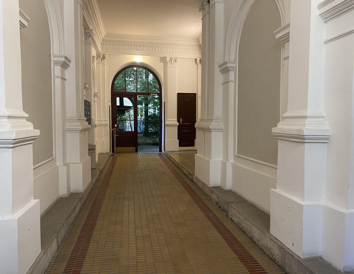 2-Zimmer-Altbauwohnung Florianigasse - Bennoplatz