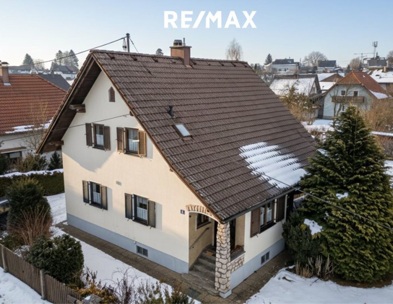 Stilvoll modernisiertes Einfamilienhaus in begehrter Lage von Stadl-Paura zu kaufen!