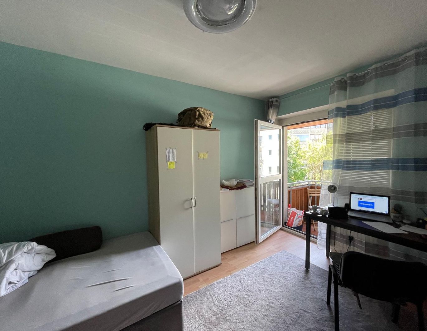 Ruhige Wohnung mit Balkon - Uni-Nähe