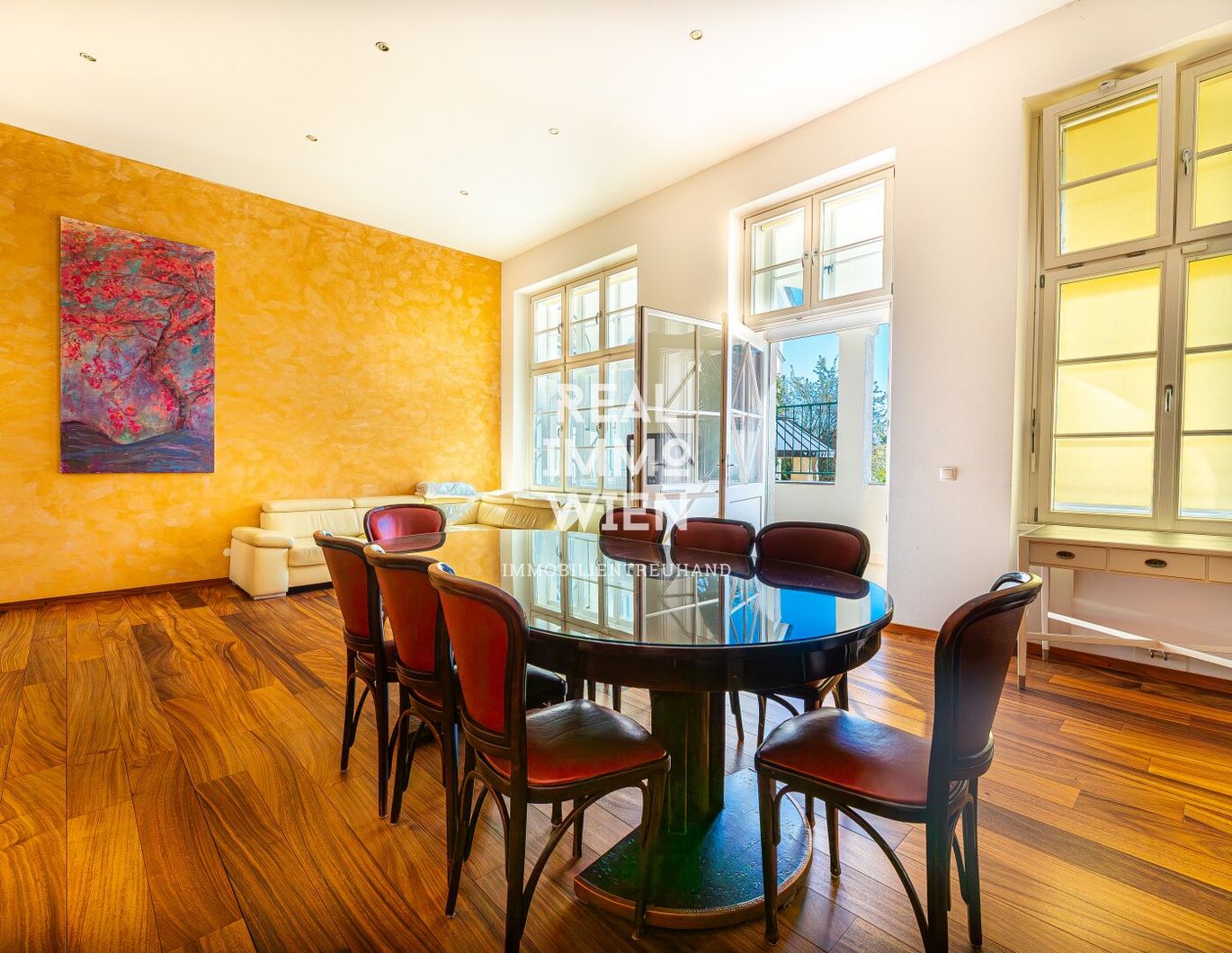 Exklusive Rarität Wohnung in 1190 Wien mit Garten und Loggia