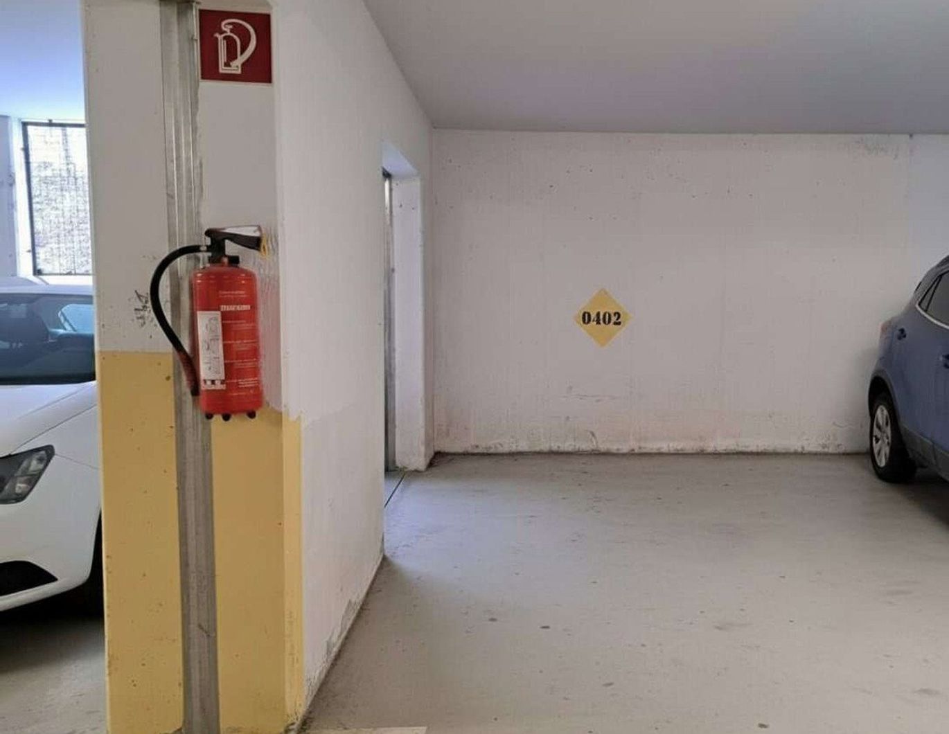 Frisch, renovierte Mietwohnung mit 2 Zimmer, Kellerabteil und PKW Garagenplatz, direkt in Gaweinsta