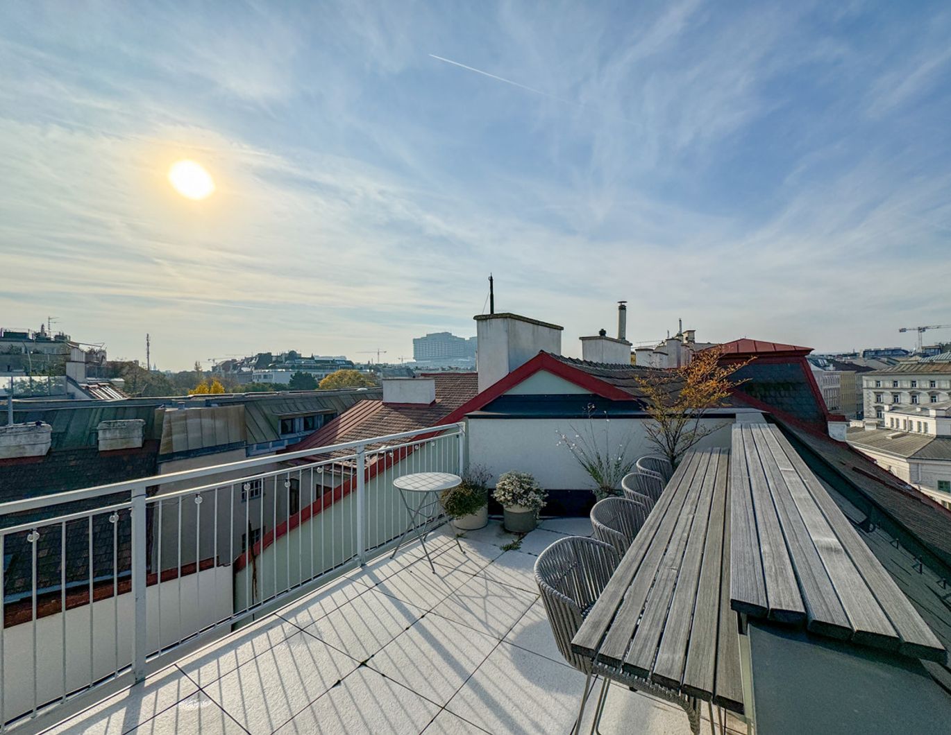Elegantes Terrassen-Rooftop-Apartment beim Liechtensteinpark
