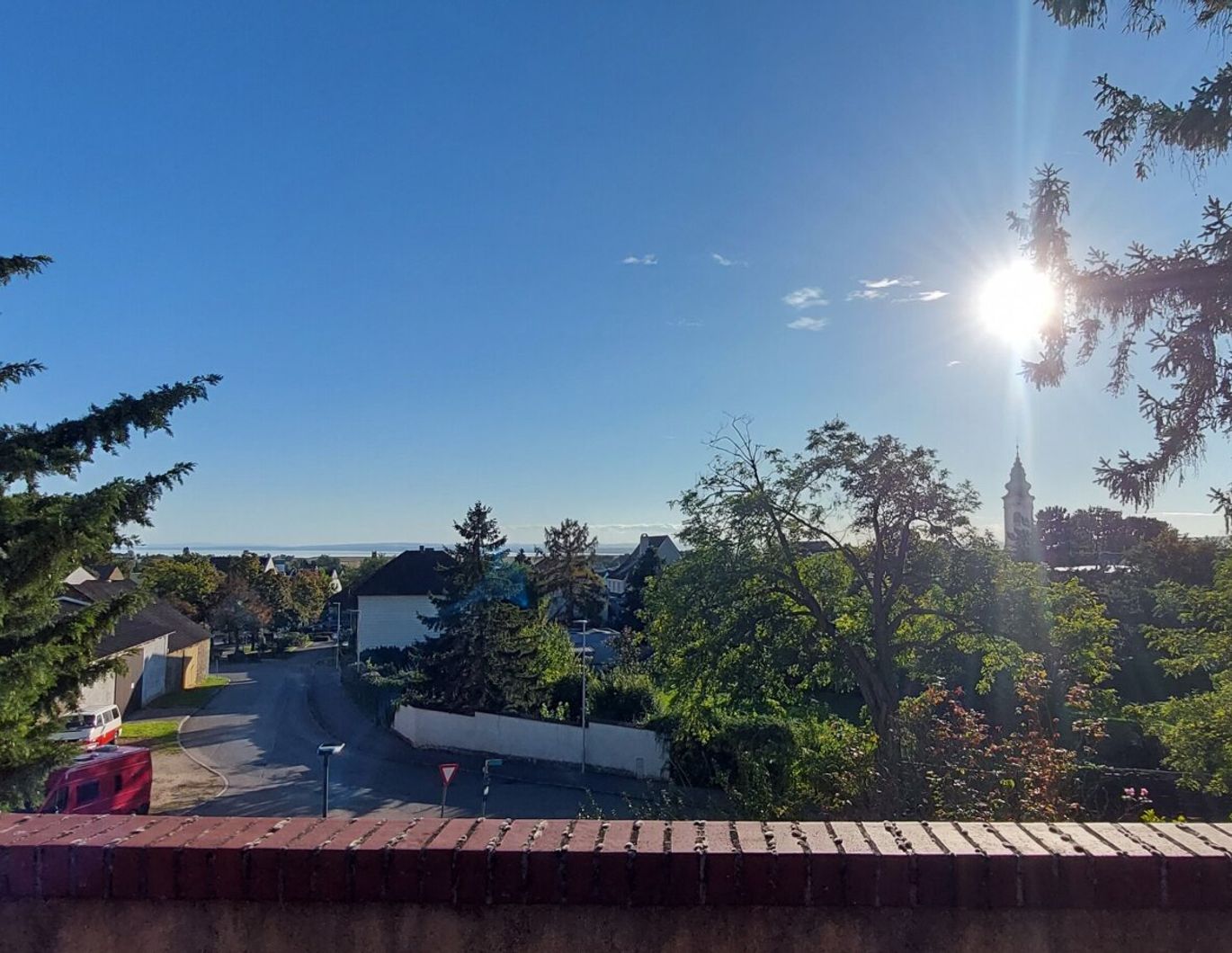 Beste Lage Neusiedl am See: 3 Terrassen, 10 Zimmer, 230m² Wohnfläche, Garten & Seeblick