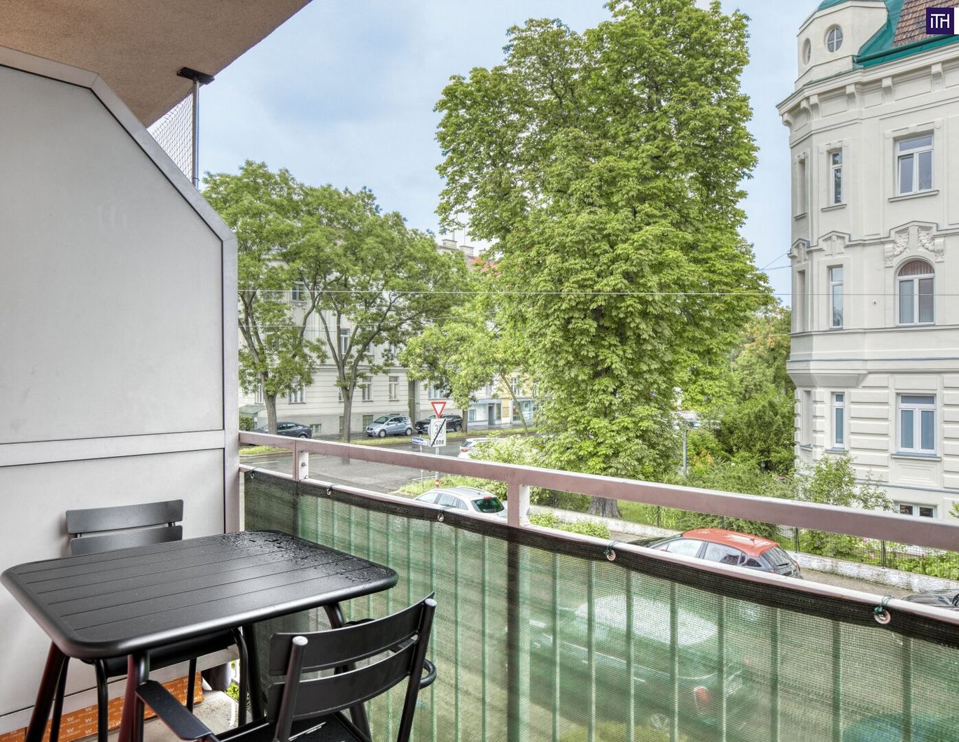 2023 NEU sanierte 3,5 Zimmer Wohnung mit top Ausstattung und bester Nachbarschaft. Schnell sein!!!