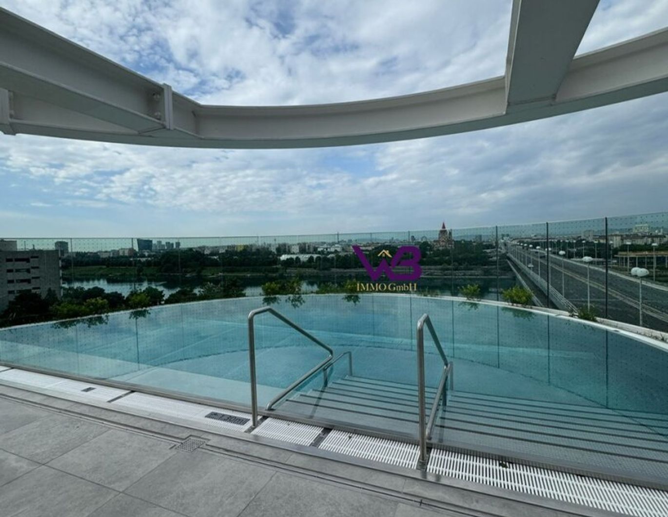 1 Zimmer Mietwohnung mit 6m² Balkon- DANUBE FLATS -13. Stockwerk-Exklusives Wohnen im höchsten Wohnturm Wiens!