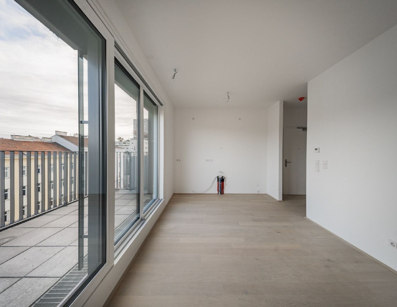 Charmante Dachgeschosswohnung mit Terrasse - Perfekt für Singles