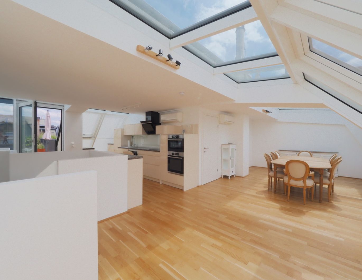 3 Zimmerwohnung mit großer Terrasse und zwei Garagenplätzen inklusive in Brunn am Gebirge!