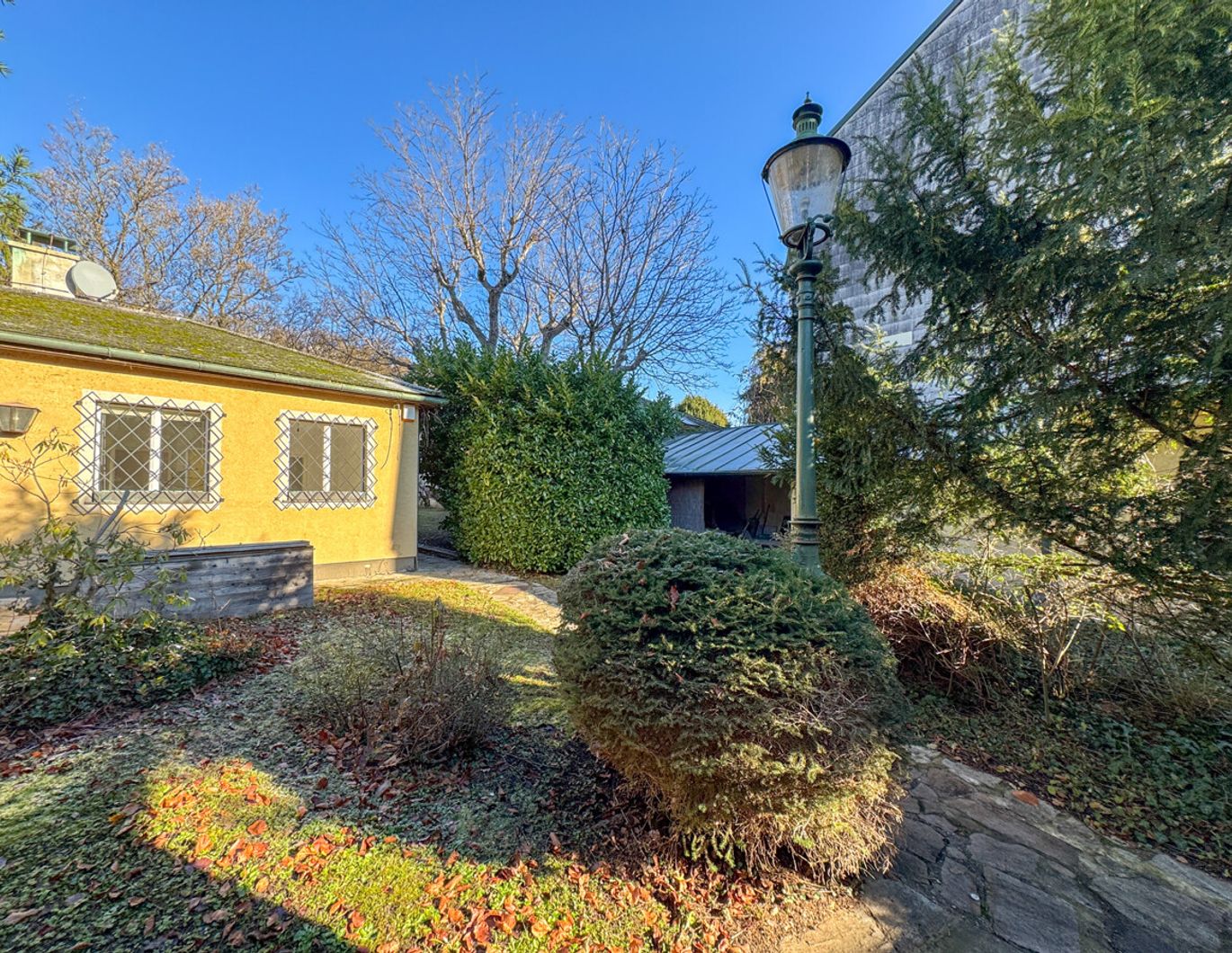 Charmantes Gebäudeensemble in guter Lage mit Potenzial