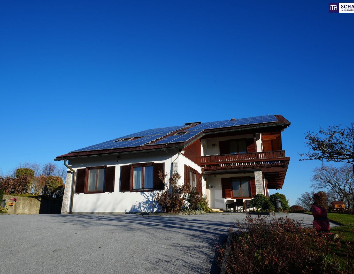 UMGEBEN VON RUHE MIT BLICK ÜBER LASSNITZHÖHE! Ihr neues Zuhause mit Wellnessbereich, Pool, Sauna und traumhafter Aussicht!