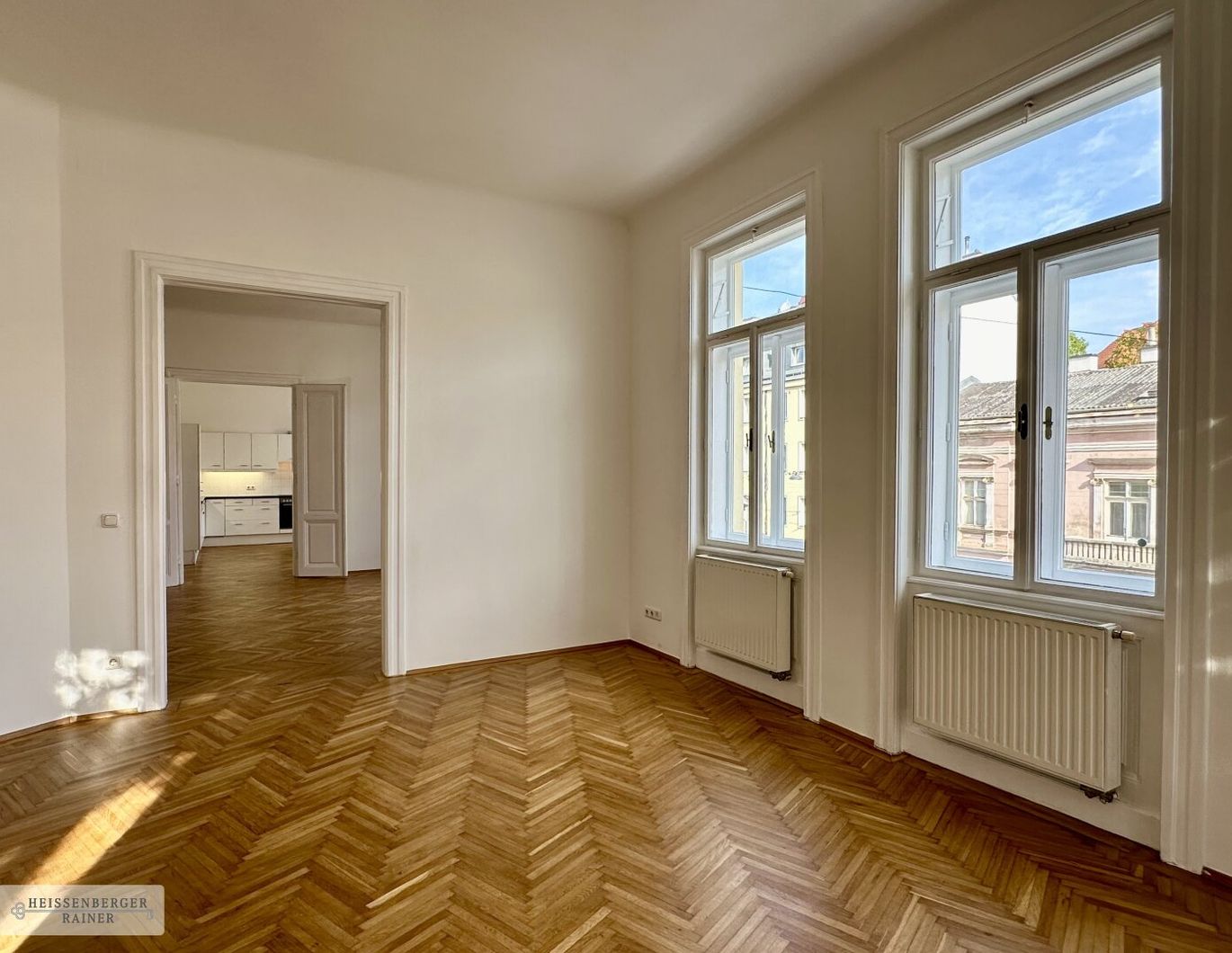 HELLE UND GROSSZÜGIGE BELETAGE IN ALTHIETZING /// UNTER ST. VEIT