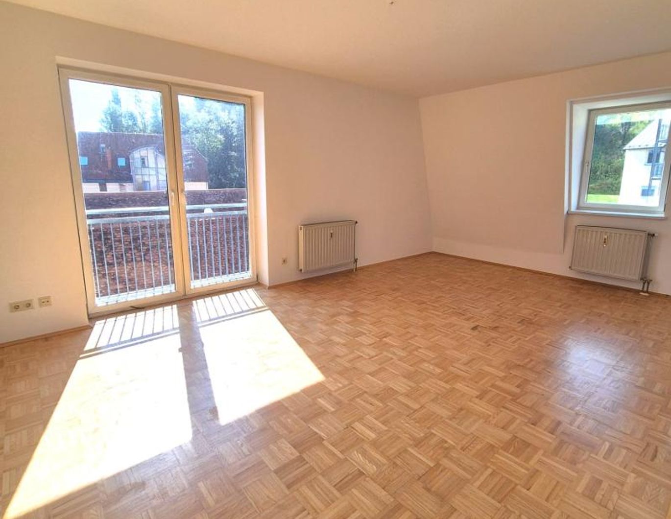 Geräumige Mietwohnung (73m²) mit 2 Schlafzimmer in zentraler Lage in Fürstenfeld!