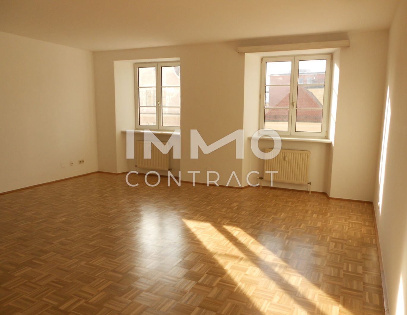 Ideal für Singles - sonnige Garconniere am Stadtplatz 40, Top 12 ab sofort zu vermieten