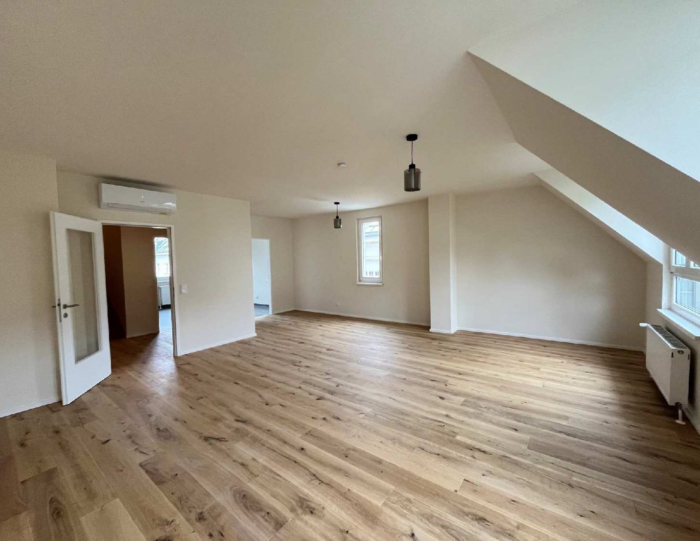 Wunderschöne DG Maisonette am Rande des beliebten Freihausviertels