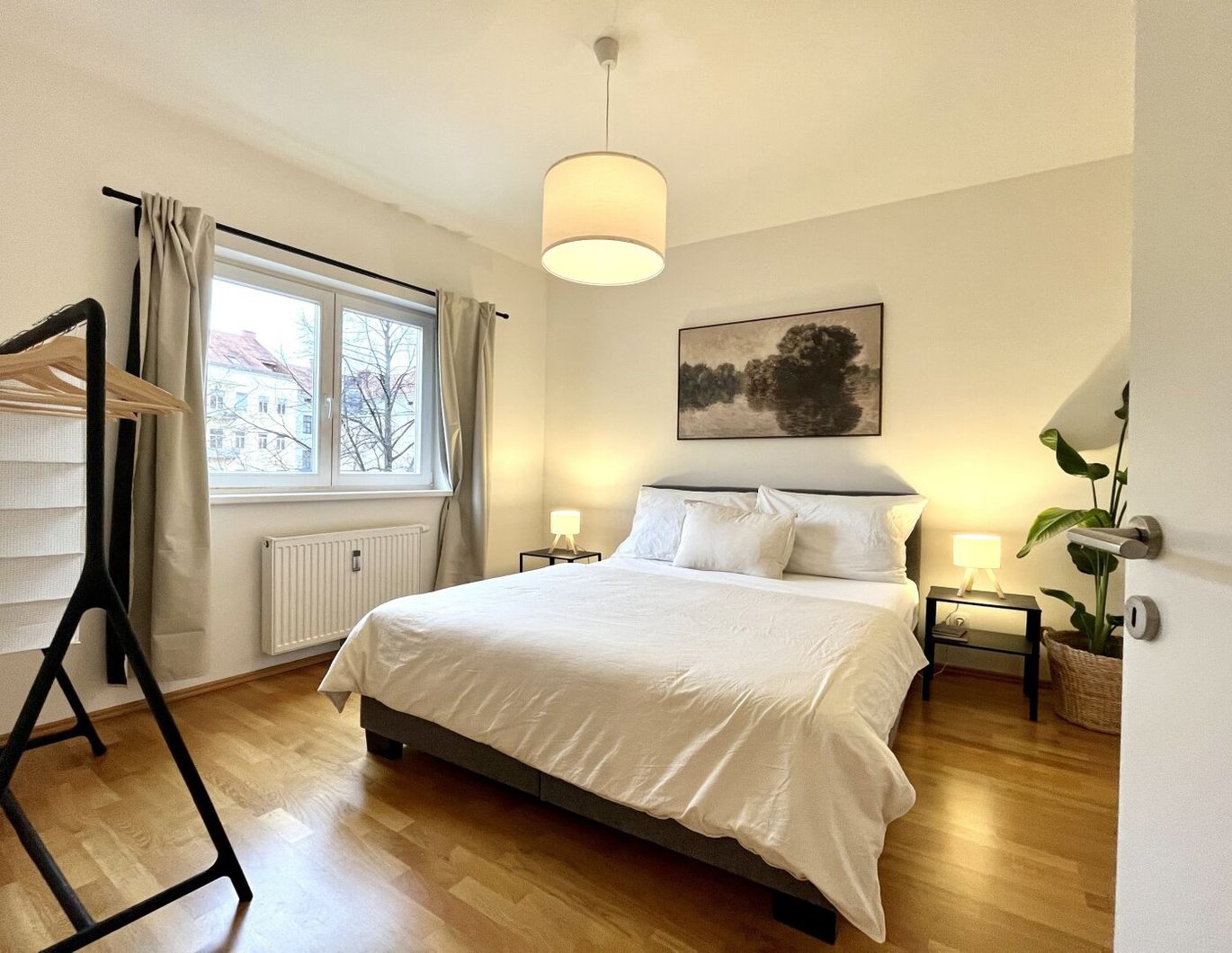 Südtirolerplatz: 2-Zimmer-Wohnung in ruhiger Innenhoflage!