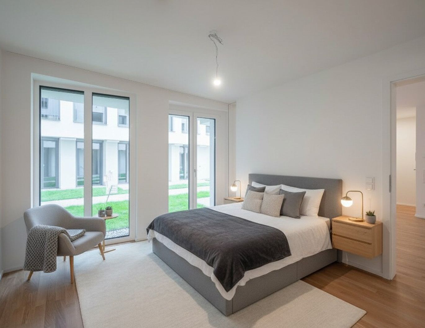 ++MOLLARD 50++ Stylish 2-room apartment in the very heart of the city (3/2)