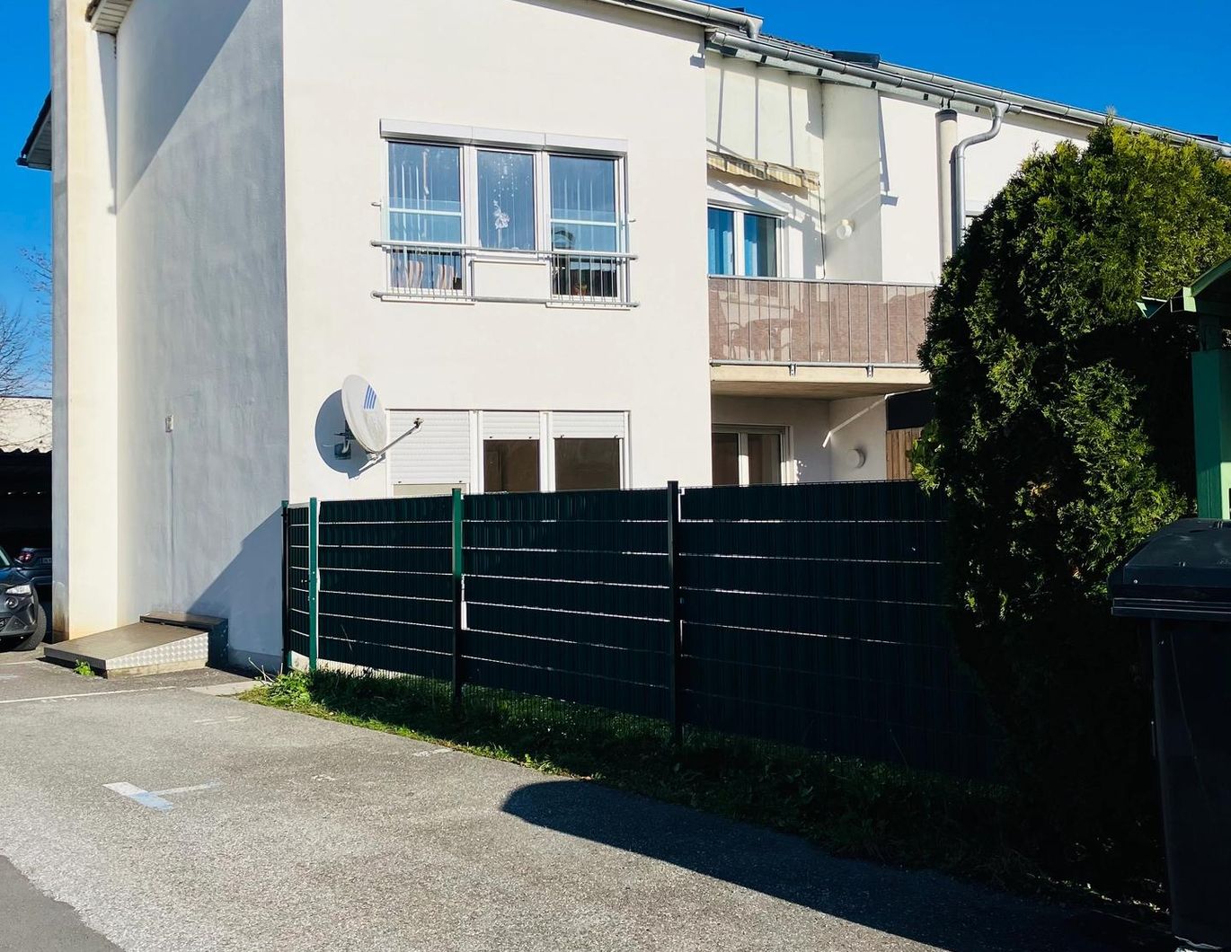 LEBEN ist bester LAGE mit Gärtchen und Aussicht! (Provisionsfrei)